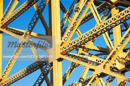 623-01406929em-low-angle-view-of-steel-girders.jpg