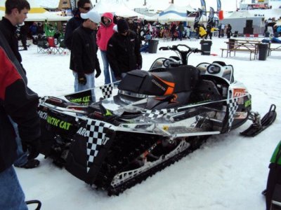 snowmobileTwin2.jpg