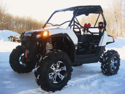 Snow and rzr roof 016.jpg