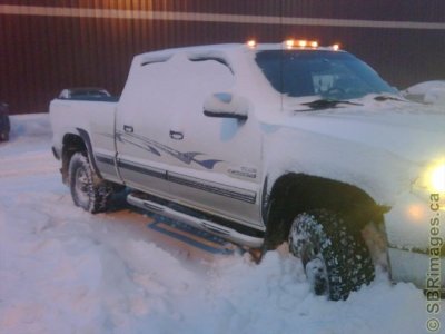 Truck_snow.jpg