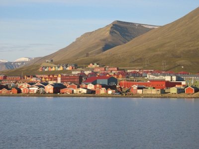 Svalbard_lrg.jpg