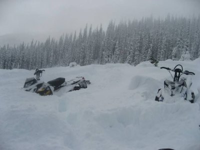 Pierre's cam Valemount 2 sleds in deep snow.JPG