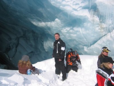 ice cave1.jpg