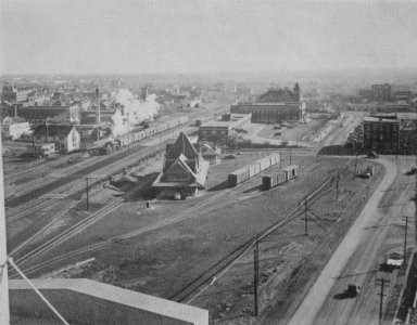 Edmonton 10 (1945).jpg